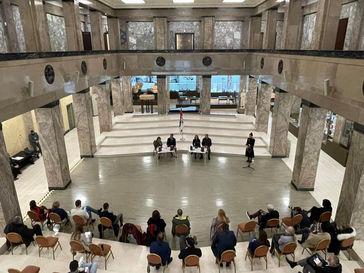 Представљене књиге о стрељањима у Kраљеву и Kрагујевцу