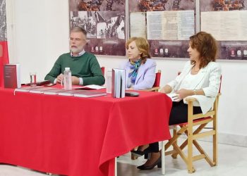 Представљена књига о стрељању у Краљеву