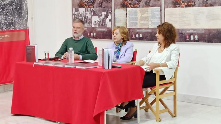 Представљена књига о стрељању у Краљеву