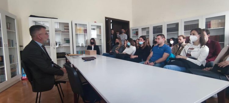 Студенти Факултета за дипломатију и безбедност посетили Музеј жртава геноцида