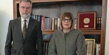 ОДРЖАН САСТАНАК ПОТПРЕДСЕДНИЦЕ ВЛАДЕ РЕПУБЛИКЕ СРБИЈЕ И МИНИСТАРКЕ КУЛТУРЕ И ИНФОРМИСАЊА И ДИРЕКТОРА МУЗЕЈА ЖРТАВА ГЕНОЦИДА