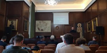 У НОВОМ САДУ ОДРЖАНО ПРЕДАВАЊЕ ДР ДРАГАНА ЦВЕТКОВИЋА