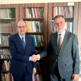 АМБАСАДОР ИТАЛИЈЕ ПОСЕТИО МУЗЕЈ ЖРТАВА ГЕНОЦИДА