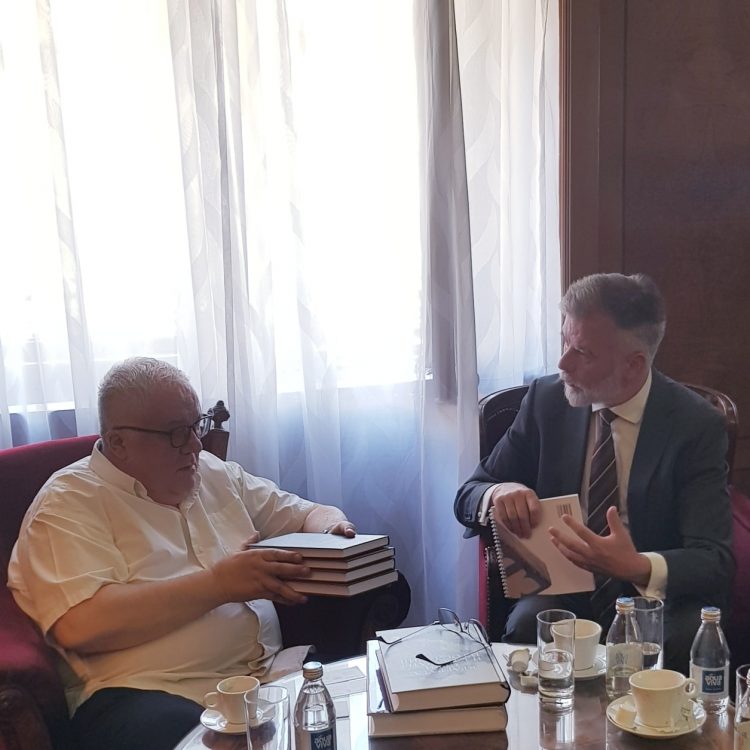 ОДРЖАН СУСРЕТ ПРЕДСЕДНИКА САНУ АКАДЕМИКА КОСТИЋА И ДИРЕКТОРА МУЗЕЈА ЖРТАВА ГЕНОЦИДА