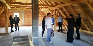 PREDSTAVNICI MUZEJA ŽRTAVA GENOCIDA U POSETI JASENOVCU I PAKRACU