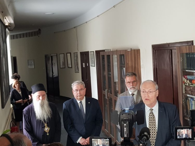 ДР ЕФРАИМ ЗУРОФ ПОСЕТИО МУЗЕЈ ЖРТАВА ГЕНОЦИДА