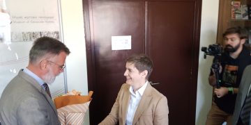 ДЕЛЕГАЦИЈА ФОНДАЦИЈЕ „ЗА СРПСКИ НАРОД И ДРЖАВУ“ ПОСЕТИЛА МУЗЕЈ ЖРТАВА ГЕНОЦИДА