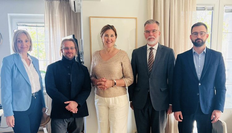 ОДРЖАН САСТАНАК ИЗМЕЂУ ДИРЕКТОРА МУЗЕЈА ЖРТАВА ГЕНОЦИДА И АМБАСАДОРКЕ ШВЕДСКЕ