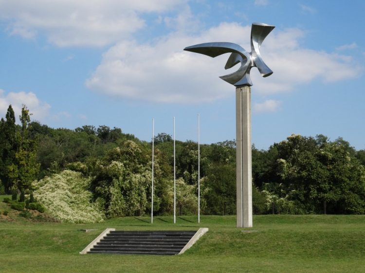 ОТПОЧЕЛА ПРОЦЕДУРА ПРЕУЗИМАЊАСПОМЕН-ПОДРУЧЈА „ЈАЈИНЦИ“ У БЕОГРАДУ