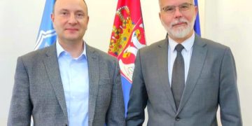 ОДРЖАН САСТАНАК ДИРЕКТОРА МУЗЕЈА ЖРТАВА ГЕНОЦИДА Г. РИСТИЋ И ГРАДОНАЧЕНИКА НОВОГ САДА Г. ЂУРИЋА