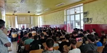 Predavanje i projekcija filma u Elektrotehničkoj školi ,,Rade Končar“ u Beogradu