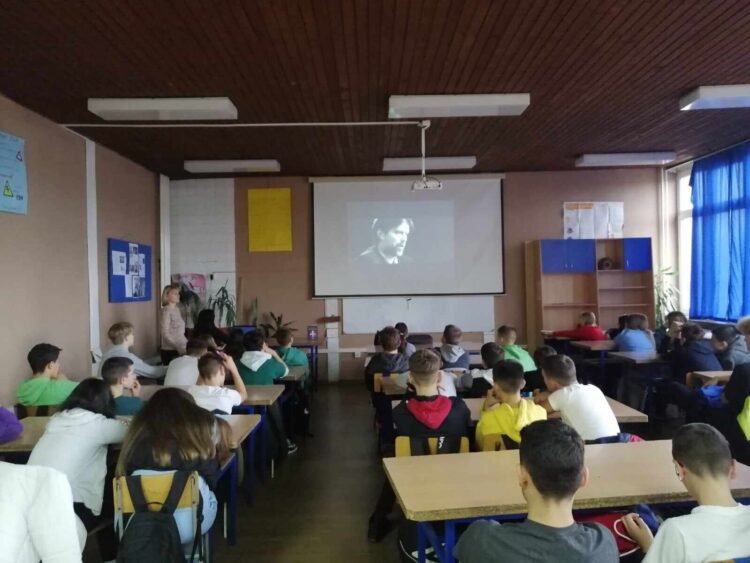 „Крвави крагујевачки октобар“ у Основној школи „Сестре Илић“ и у Техничкој школи у Ваљеву