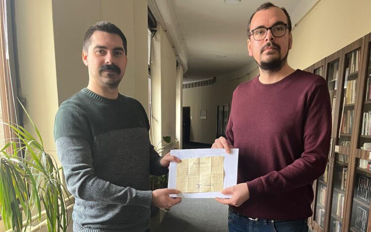 Свакодневни поклони Музеју жртава геноцида