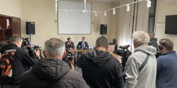 Конференција за медије у вези откупа Директиве бр. 25 којом је 27. марта 1941. године немачки канцелар Адолф Хитлер наредио напад на Краљевину Југославију и Краљевину