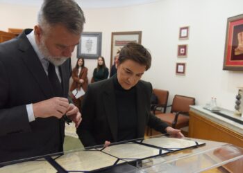 Primopredaja originala Direktive br. 25 kojom je nemački kancelar Adolf Hitler 28. marta 1941. godine izdao naređenje za napad na Kraljevinu Jugoslaviju i Kraljevinu Grčku