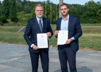 Свечана примопредаја дужности између донедавног директора Музеја жртава геноцида историчара г. Дејана Ристића и новоименованог в.д. директора историчара г. Бојана Арбутине