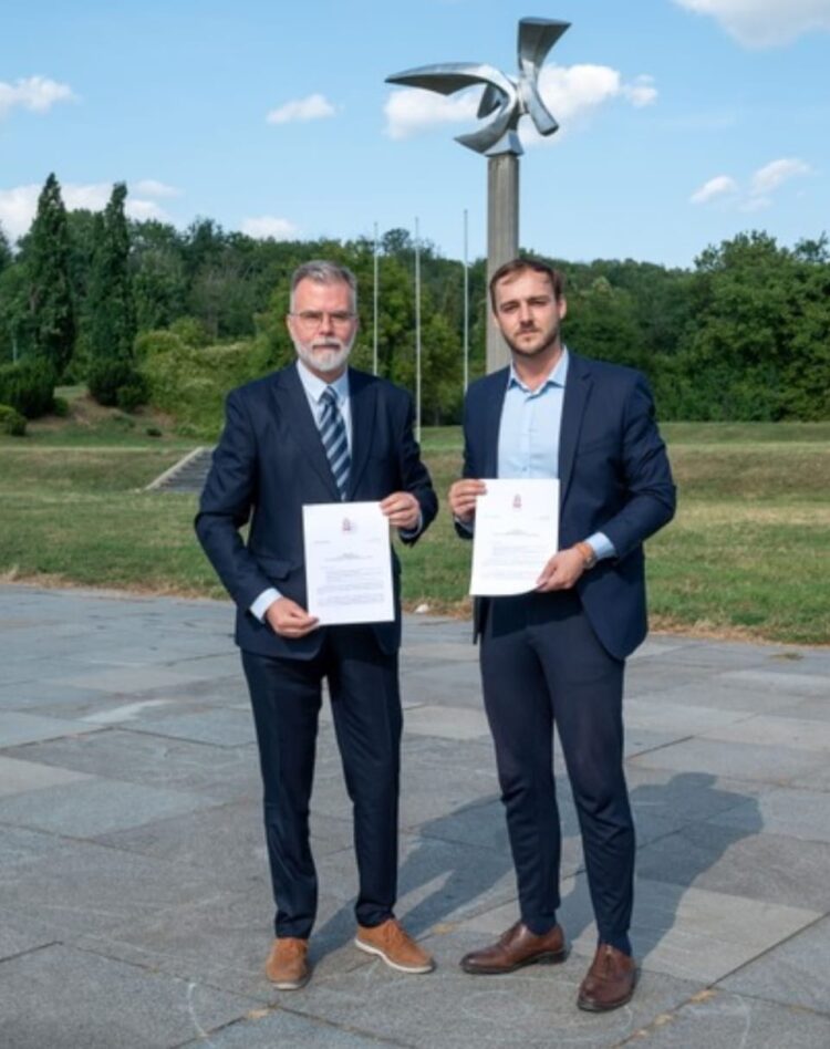 Свечана примопредаја дужности између донедавног директора Музеја жртава геноцида историчара г. Дејана Ристића и новоименованог в.д. директора историчара г. Бојана Арбутине