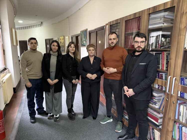 Састанак са делегацијом Националног центра историјског сећања при председнику Руске Федерације