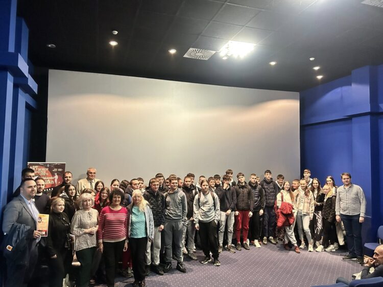 Пројекција документарно-играног филма ,,Крст са Косова” у Суботици