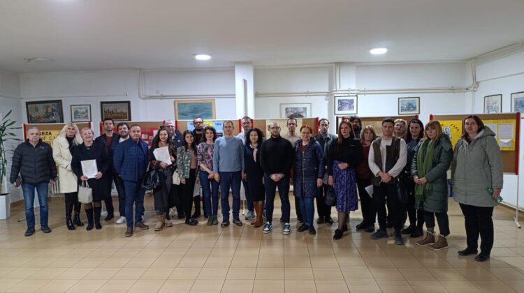 Одржано стручно усавршавање за наставнике историје под називом „Учење о геноциду почињеном над Србима“